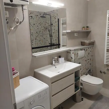 Apartment Iskra *