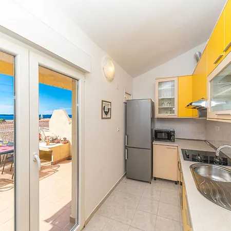 Iskra Apartamento