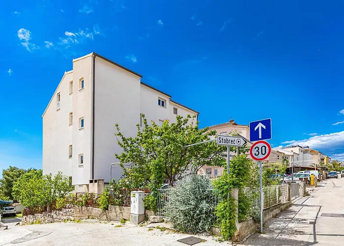 Διαμέρισμα Iskra *